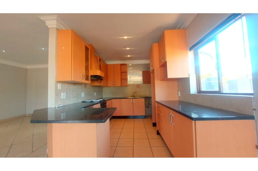3 Bedroom Property for Sale in Kosmos Ridge North West